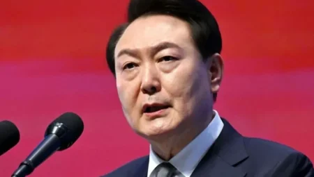Güney Kore’deki Başkan Yoon’un İmpeachment Kararı ve Komünizm Korkuları Arasında Yükselen Komplo Teorileri