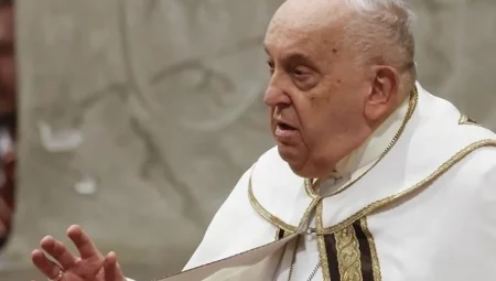 Papa Francis’in Sağlık Durumu Stabil Ancak Kriz Riski Devam Ediyor